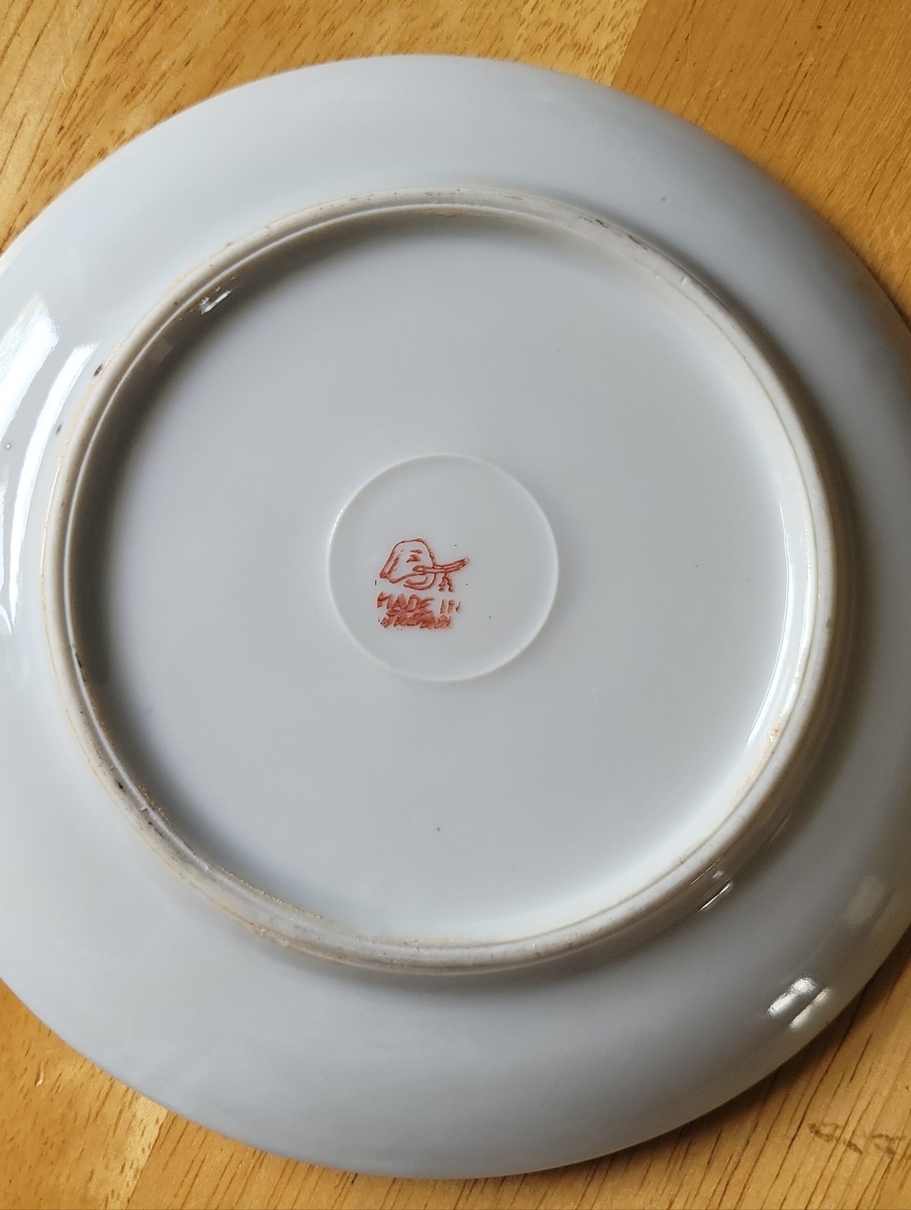 Vintage Japanese Lemon Luster Ware Plate. Blue Rim, Pink & Purple Flowers - Picture 9 of 10